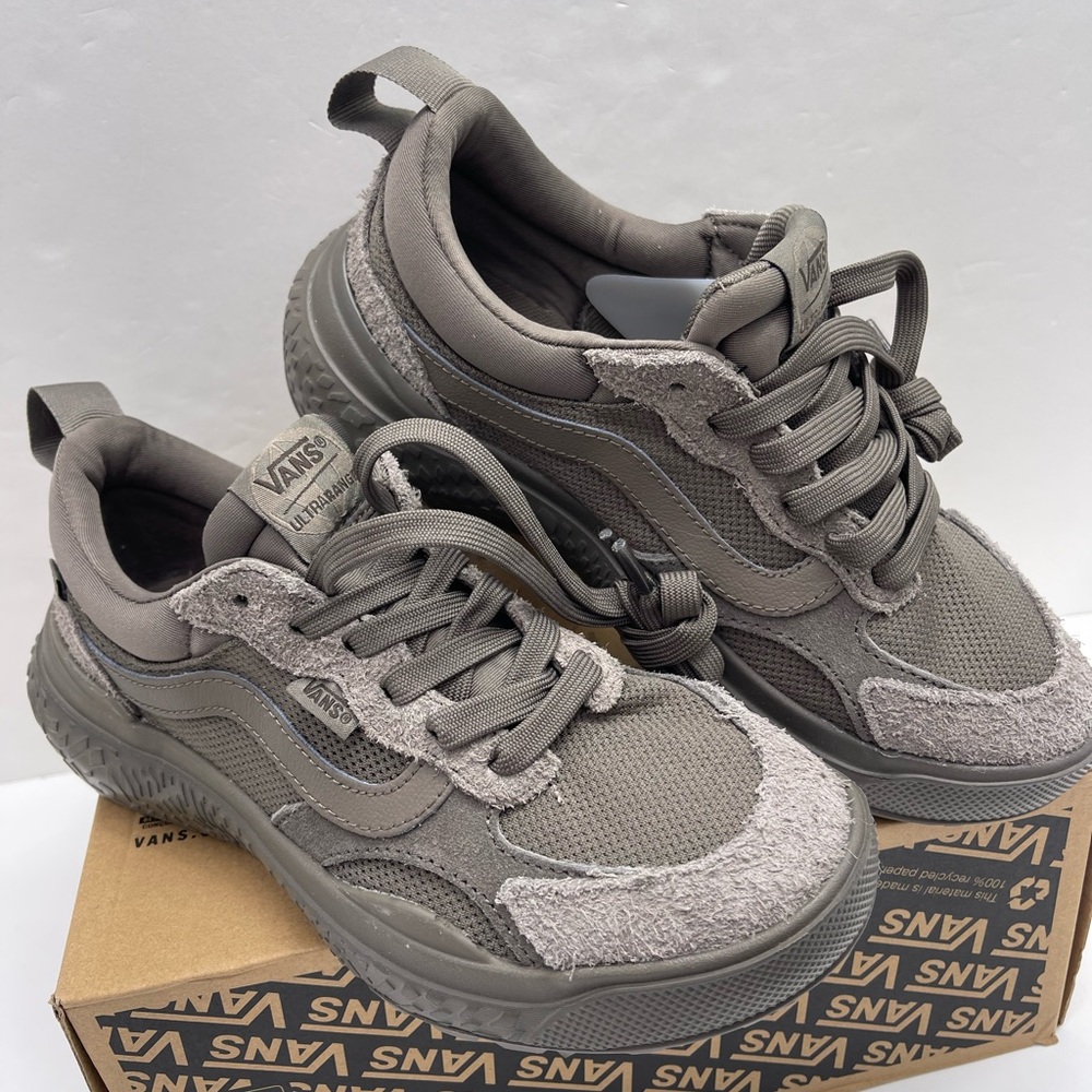 Vans WMN Mte Ultrarange Neo Vr3
Mono Bungee Cord
VN000CWE9JC Sneakers - Picture 6 of 16